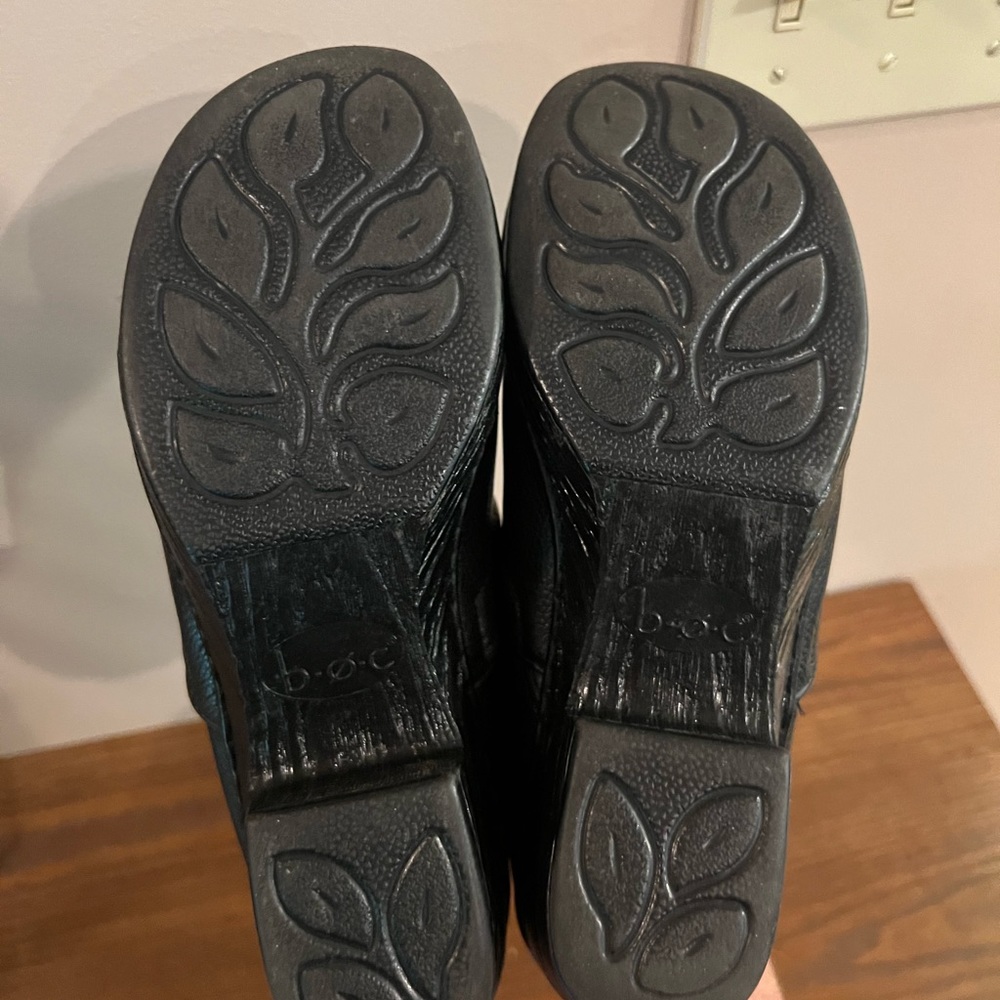 BOC Born Black Nadiya Leather Slip On Wedge Closed Professional Clogs - Size 9 - Picture 7 of 7